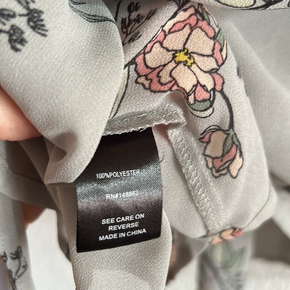 TORRID Blouse - Picture 5 of 5